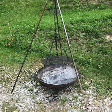 Uriges Am Waldrand Alpesi faház